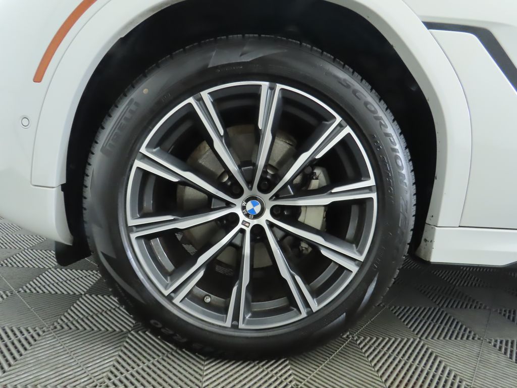 Thumbnail: 2022 BMW X6 - 31