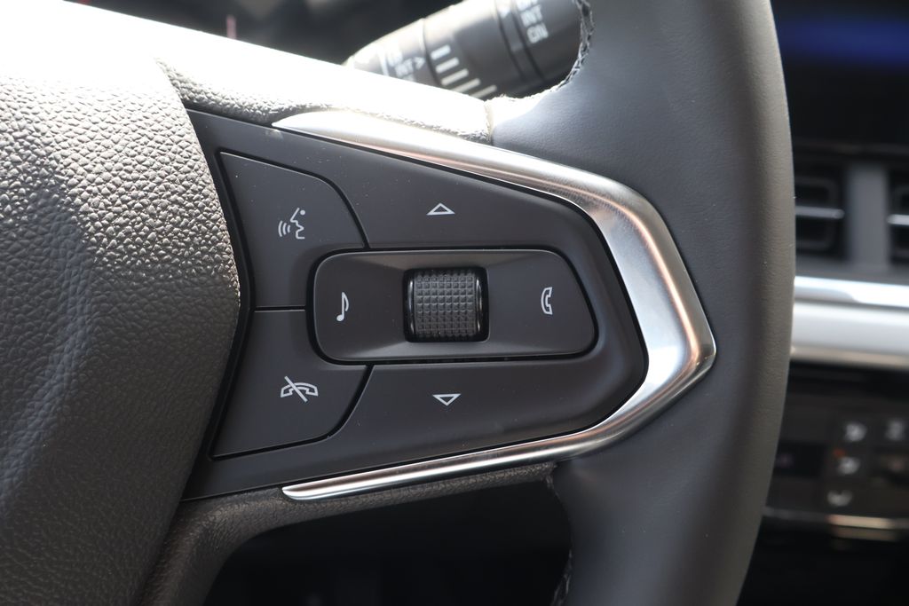 Thumbnail: 2026 Chevrolet Trax - 23