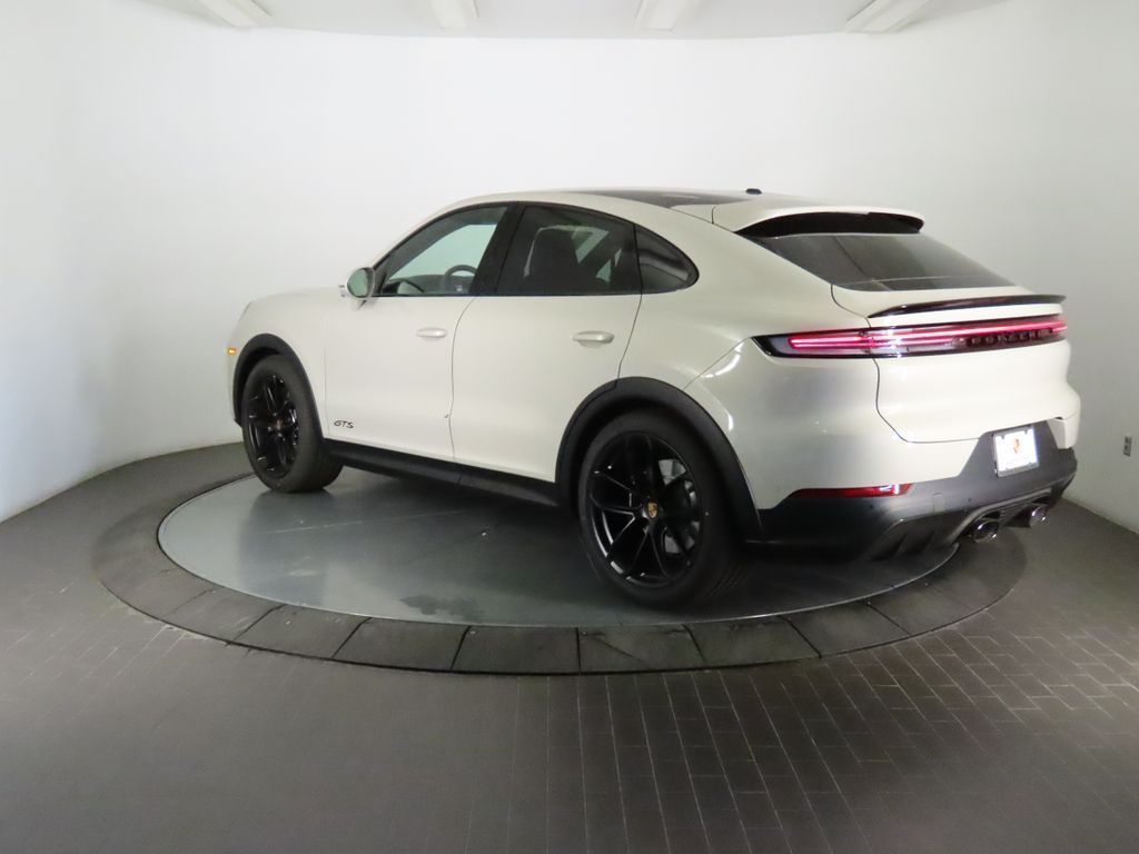 Thumbnail: 2026 Porsche  - 3