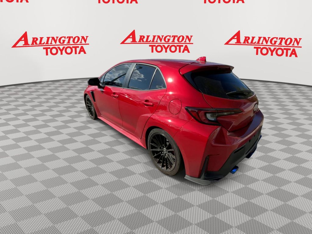 View vehicle photo 7