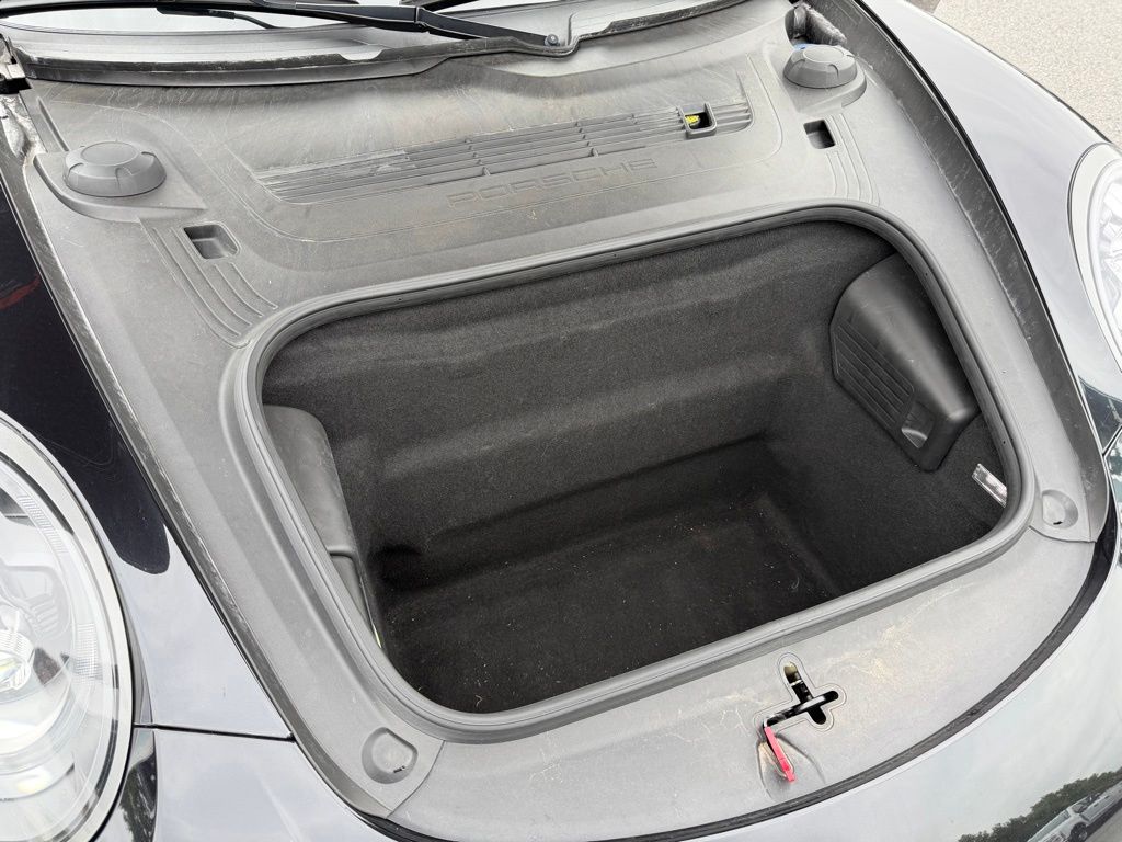 2017 Porsche 911 Carrera 4S