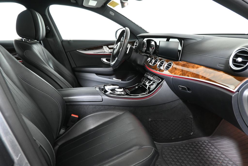 2017 Mercedes-Benz E-Class E 300 26