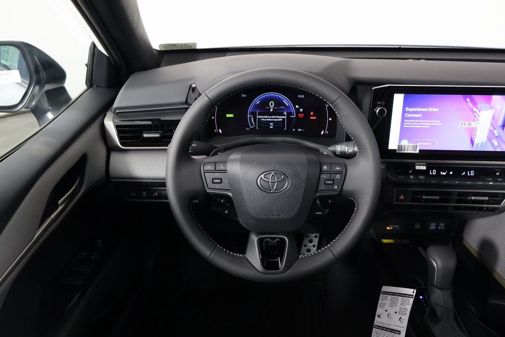 Thumbnail: 2025 Toyota Camry - 3