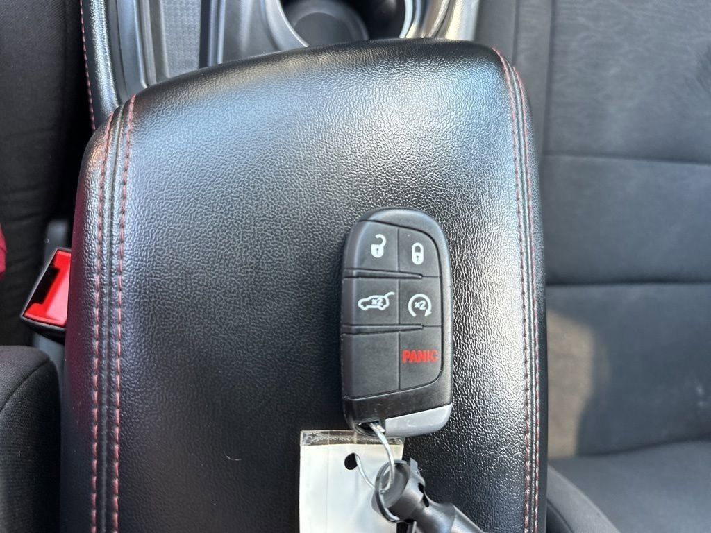 2024 White Knuckle Clearcoat Dodge Durango R/T RWD SUV