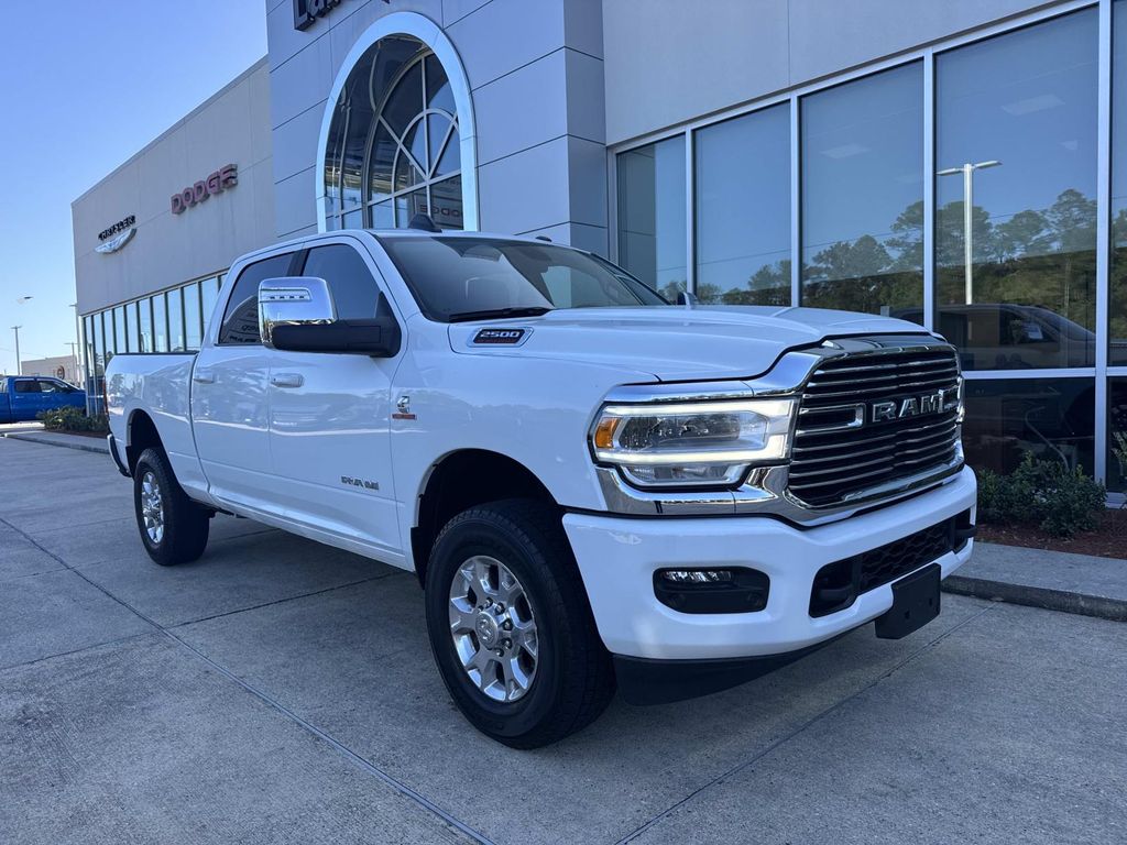2024 RAM 2500 Laramie Crew Cab 4WD