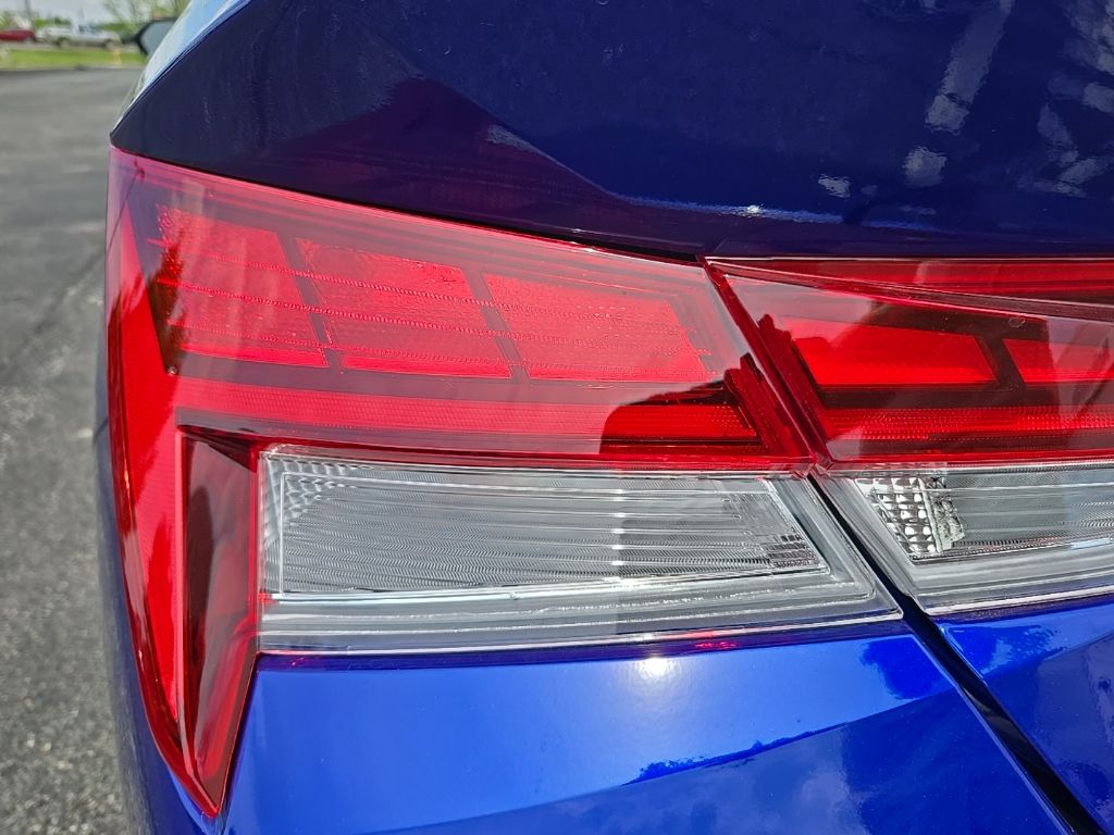2025 Hyundai Elantra SEL 10