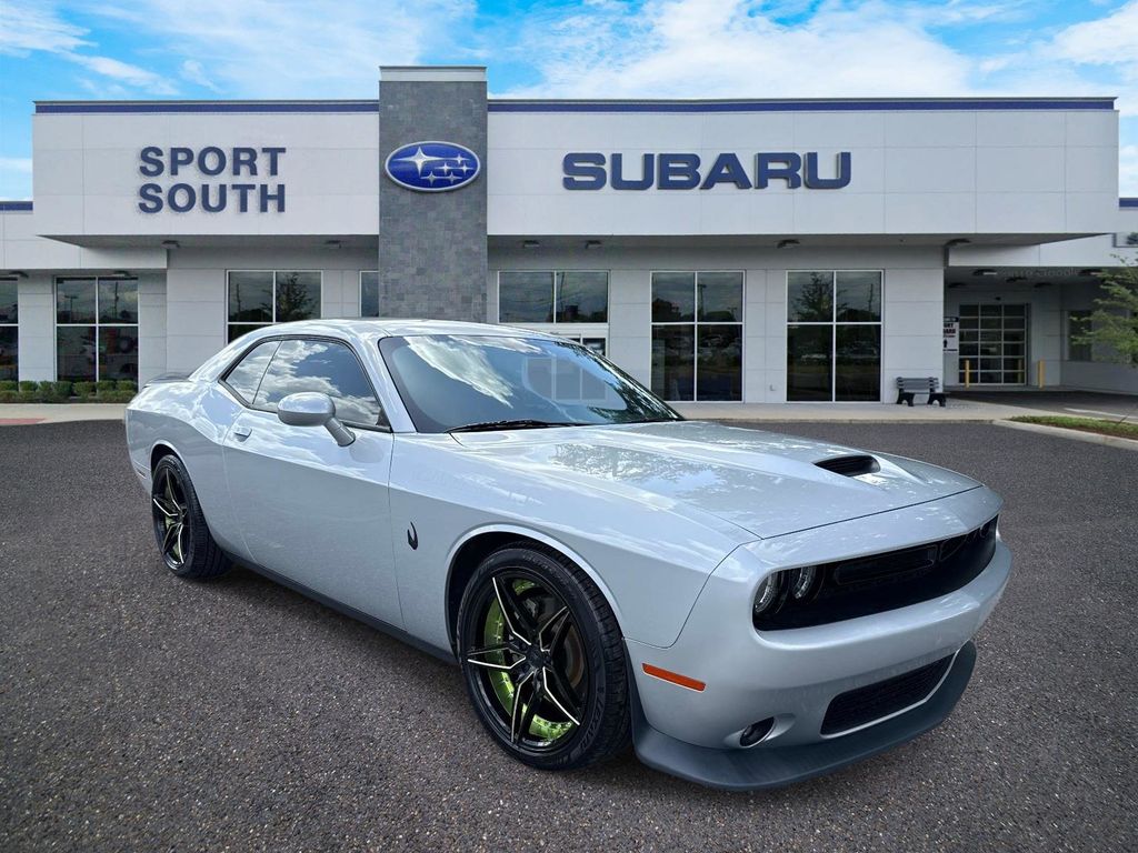 Triple Nickel Clearcoat 2022 Dodge Challenger Coupe Rear-Wheel Drive 8-Speed Automatic