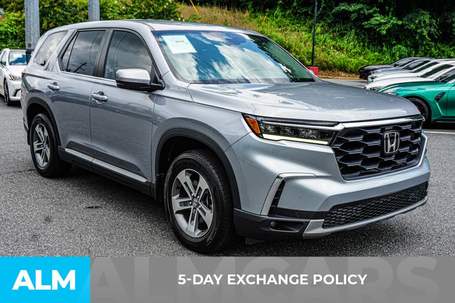 Used 2025 Silver Honda EX-L image 3