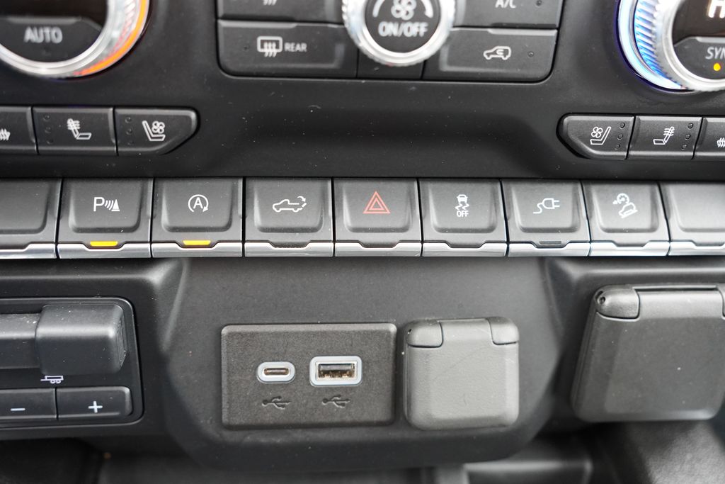 used 2020 GMC Sierra 1500 car, priced at $33,487