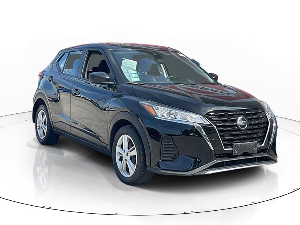 2021 Nissan Kicks S FWD