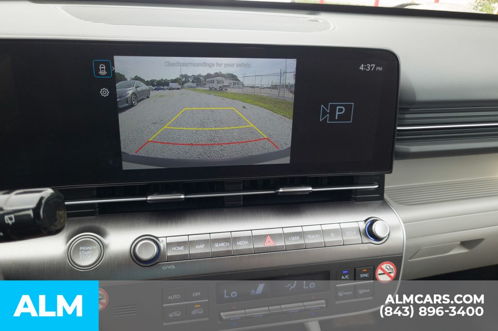 Used 2024 Gray Hyundai SEL image 8