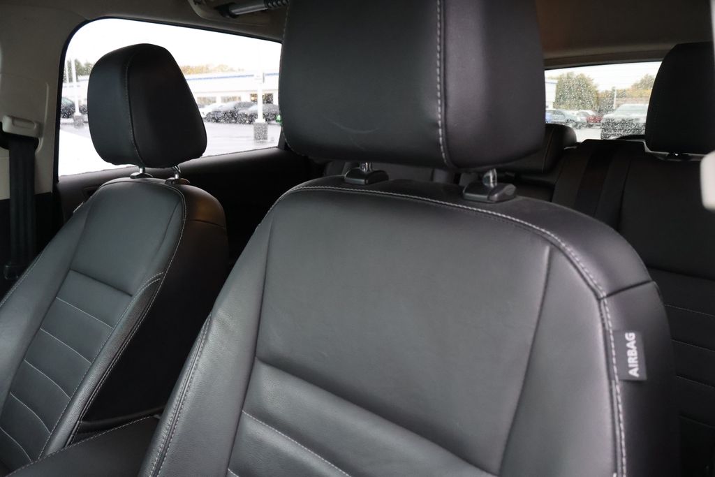 Thumbnail: 2016 Ford Escape - 13