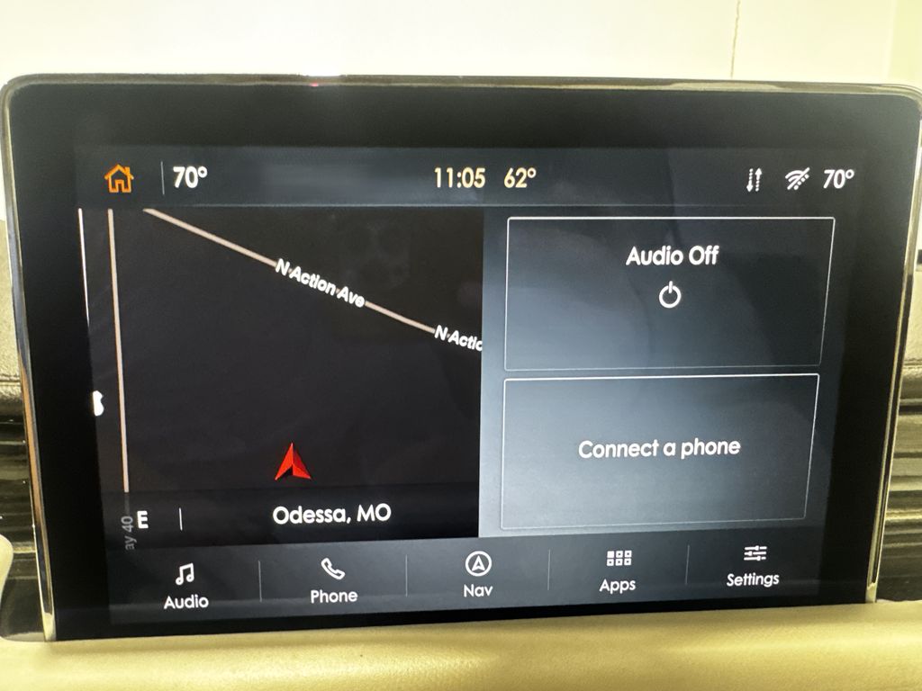 View vehicle photo 3