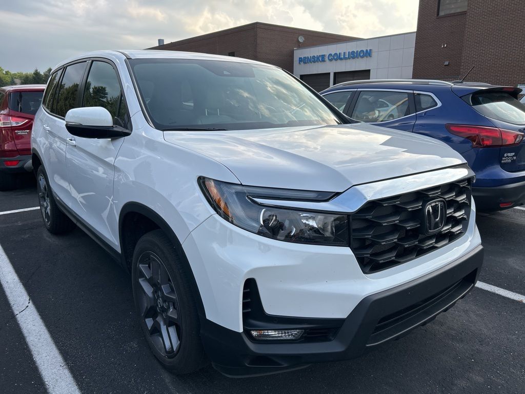 Thumbnail: 2022 Honda Passport - 4