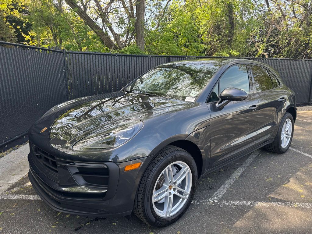 2025 Porsche Macan  -
                West Long Branch, NJ