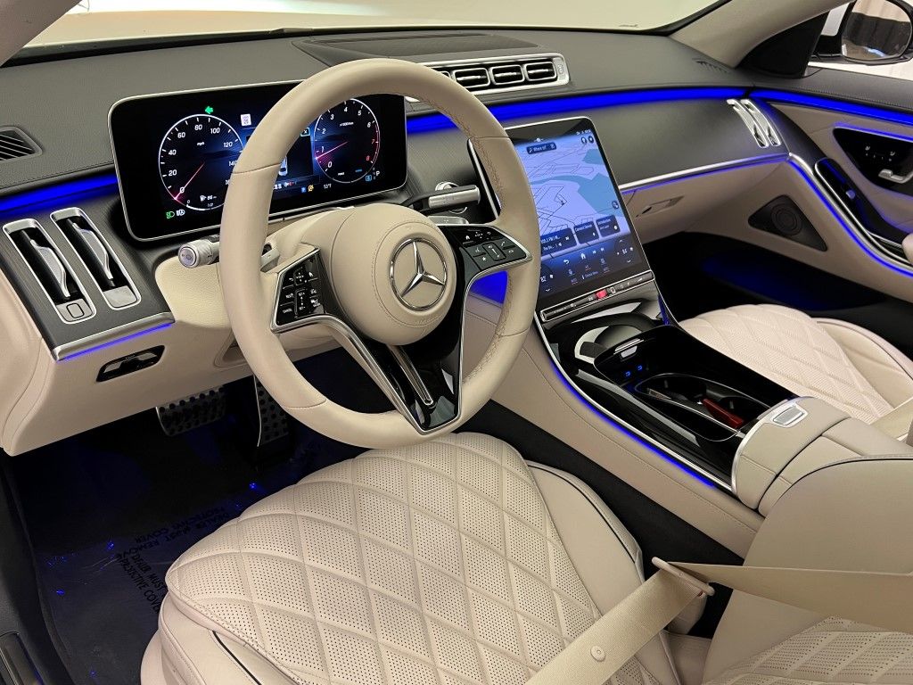 Thumbnail: 2024 Mercedes-Benz S-Class - 30