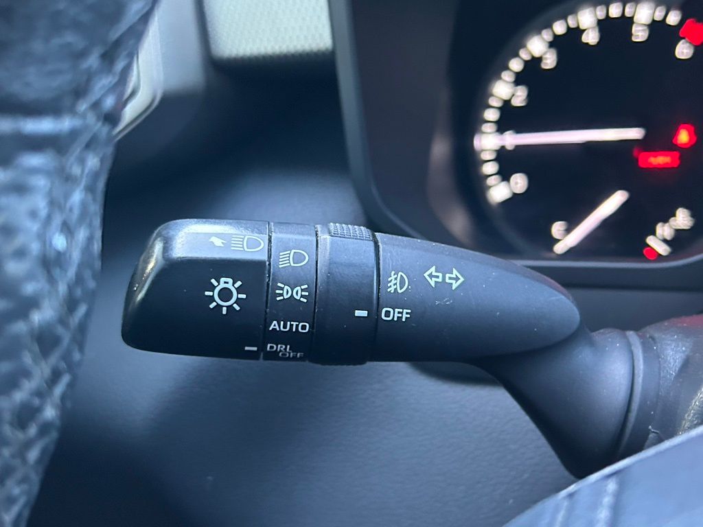 Thumbnail: 2022 Toyota Tundra - 21