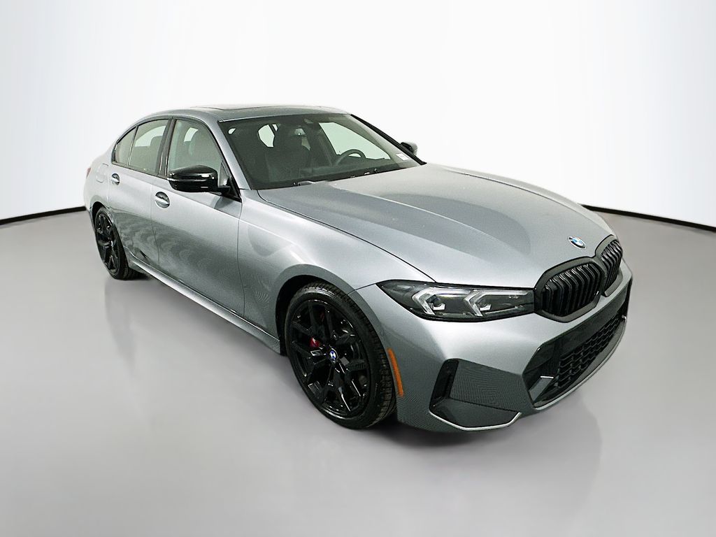 Thumbnail: 2026 BMW 3 Series - 3