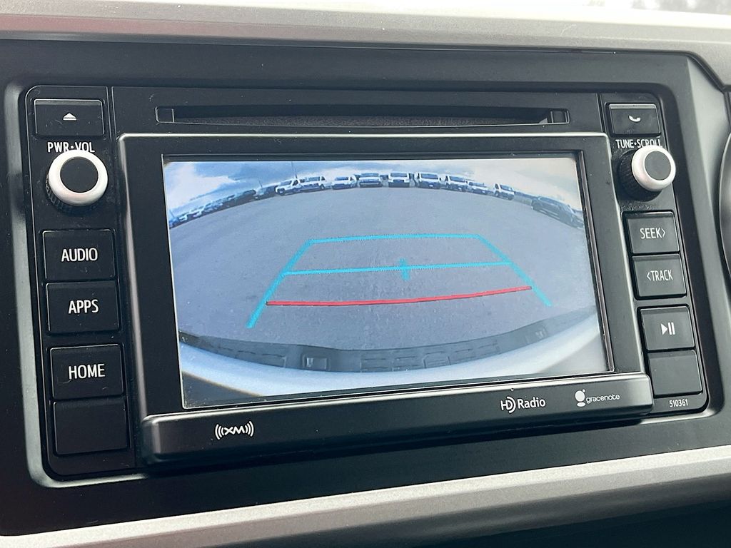 Used 2019 White Toyota SR5 image 13