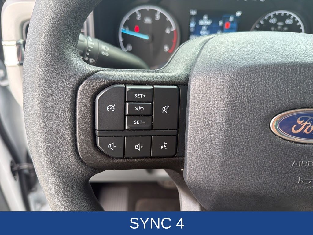 2025 Ford F-350 Super Duty XL