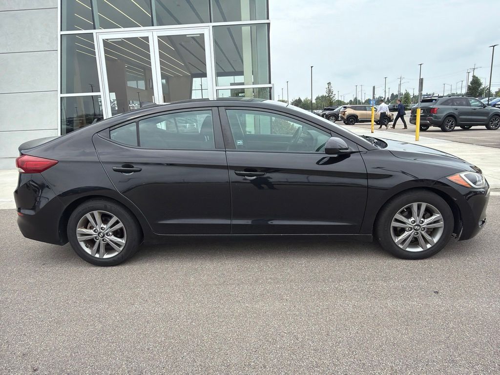 Used 2018 Hyundai Elantra SEL with VIN KMHD84LF6JU473232 for sale in St. Charles, IL