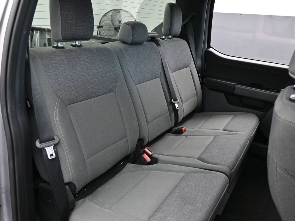 Used 2024 Silver Metallic Ford XLT image 53