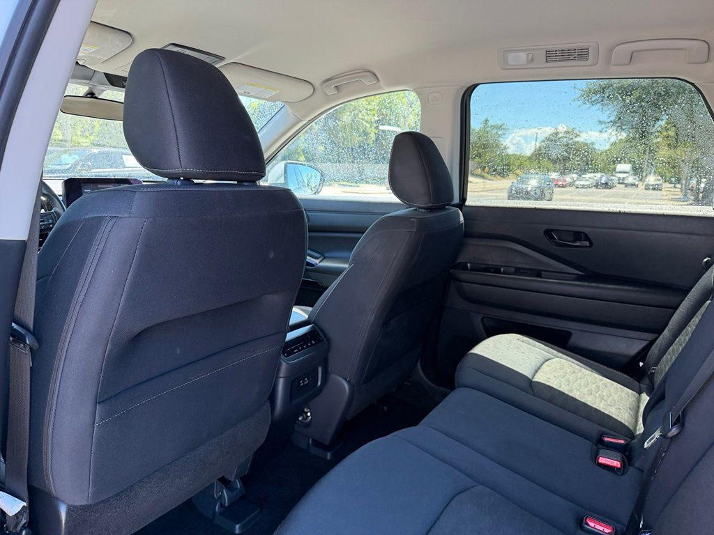 Used 2024 Nissan Pathfinder SUV