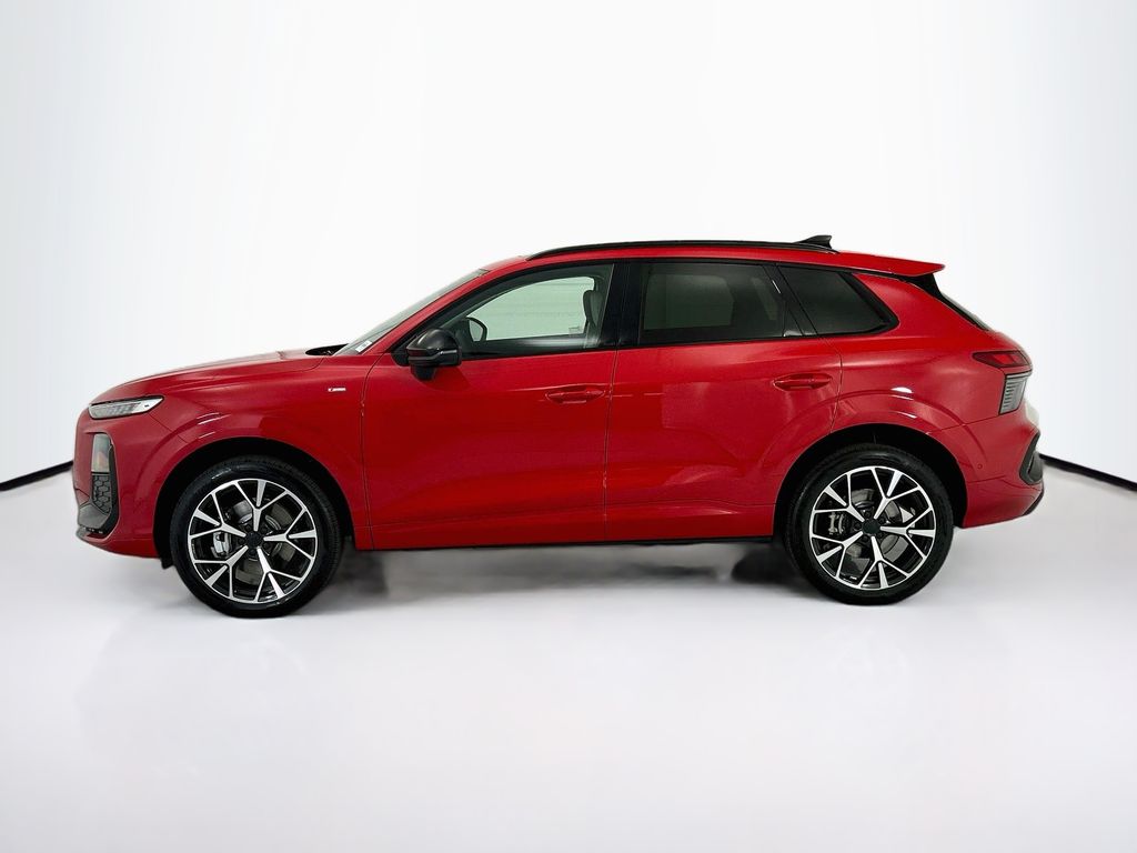 Thumbnail: 2026 Audi Q3 - 8