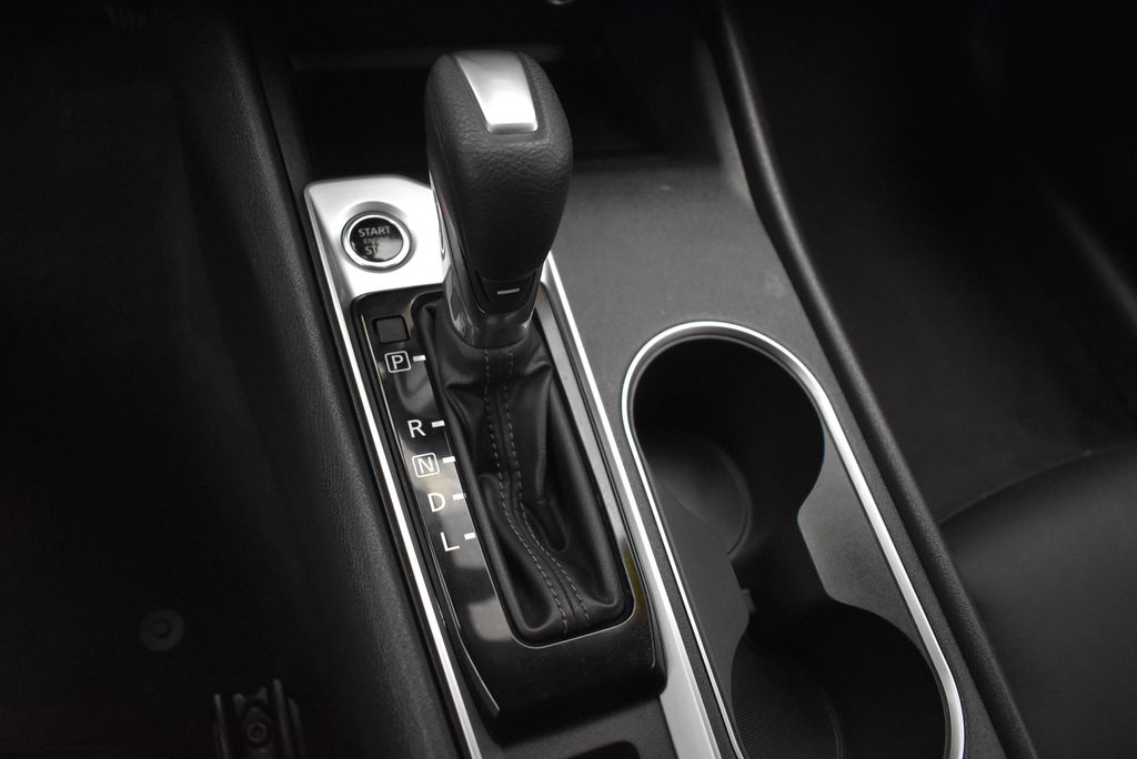 2022 Nissan Altima SV 20