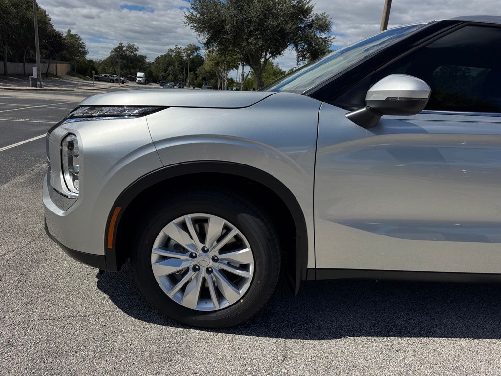 New 2025 Mitsubishi Outlander SUV
