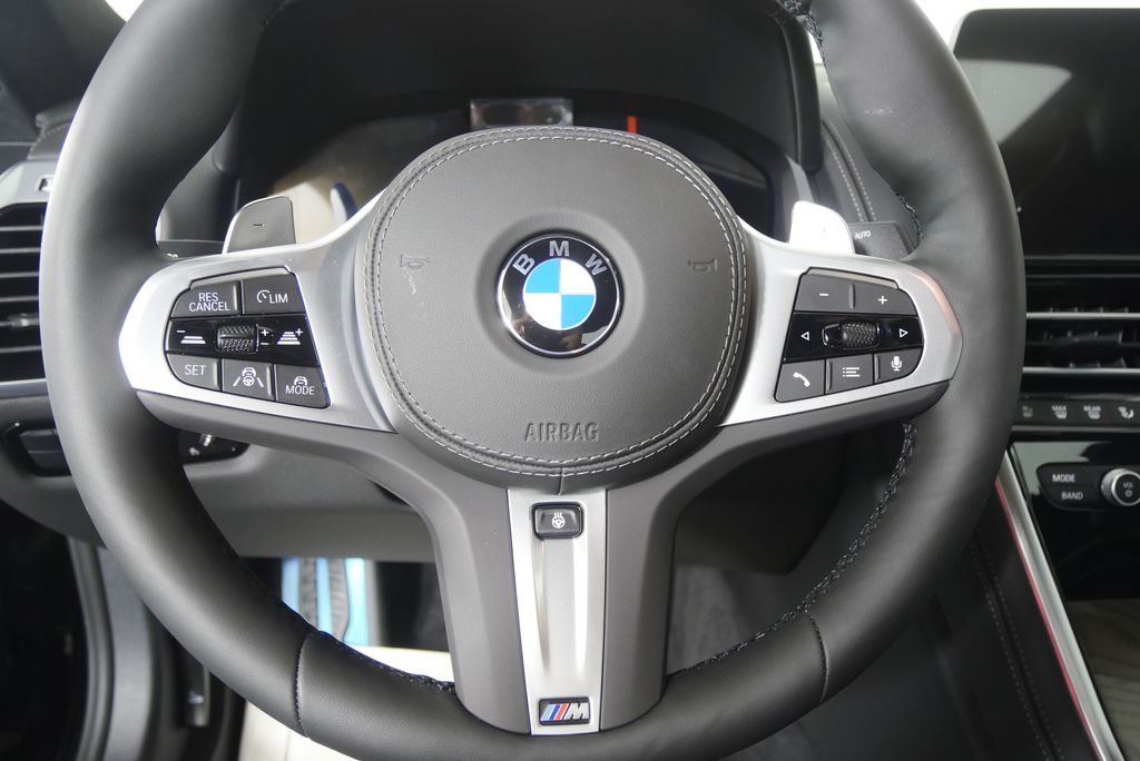 Thumbnail: 2026 BMW 8 Series - 16
