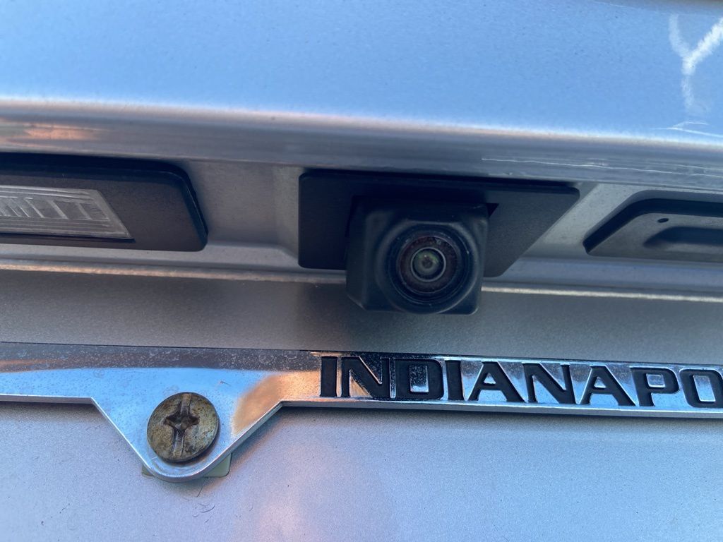 Thumbnail: 2019 Chevrolet Malibu - 12