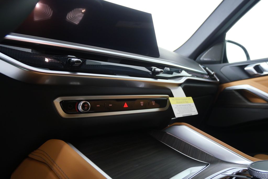 Thumbnail: 2026 BMW X6 - 20