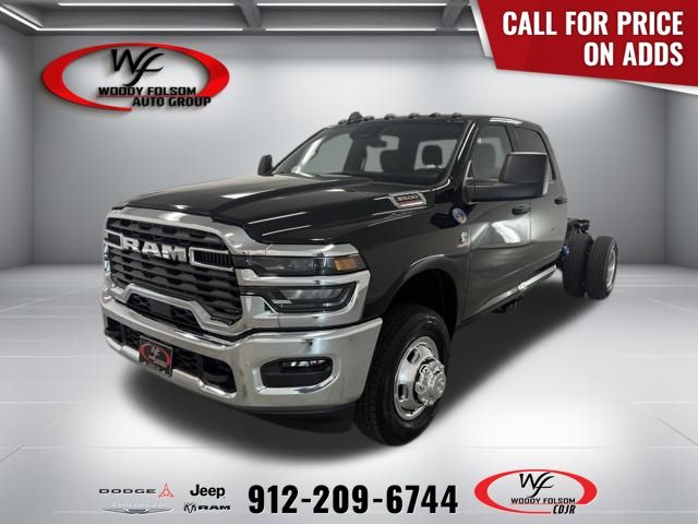 Diamond Black 2026 RAM 3500 Chassis Pickup Truck Four-Wheel Drive 8-Speed Automatic