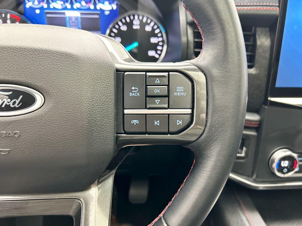 Thumbnail: 2022 Ford Expedition - 12