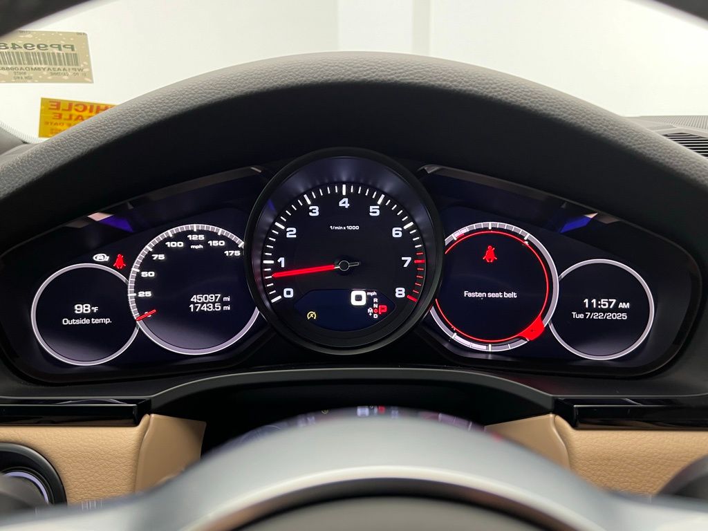 Thumbnail: 2021 Porsche Cayenne - 10
