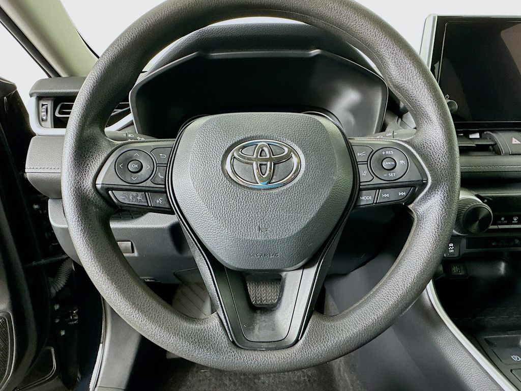 2023 Toyota RAV4 LE 11