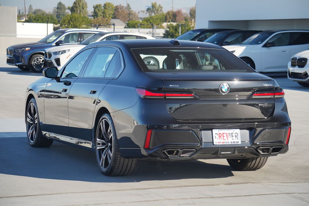 2025 BMW 7 Series 760i xDrive 7