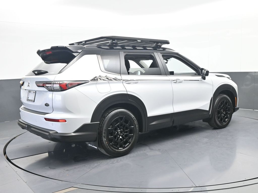 New 2026 White / Black Mitsubishi Trail Edition image 6