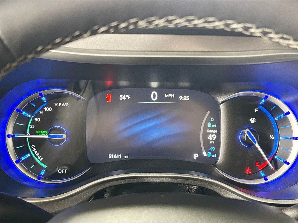 2023 Chrysler Pacifica Hybrid Touring L