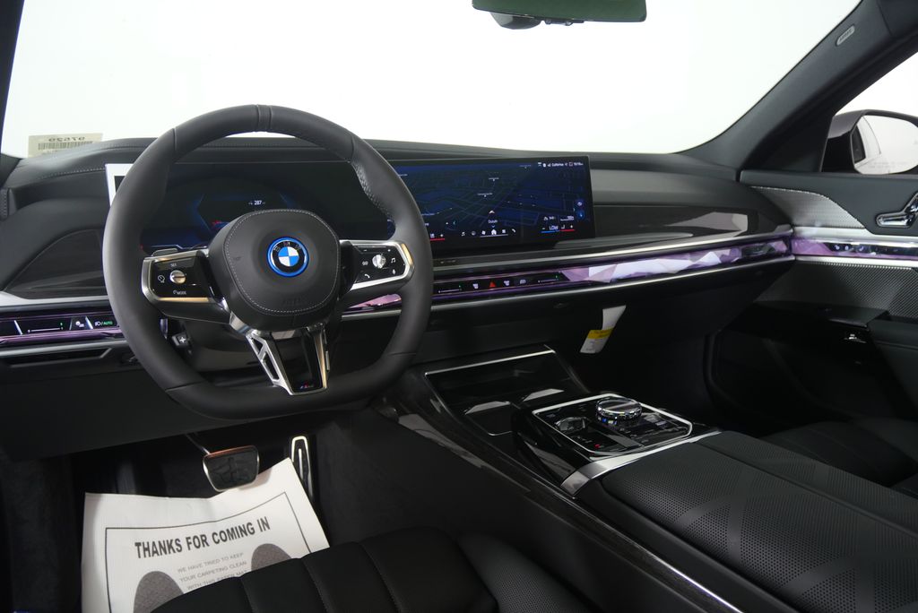Thumbnail: 2026 BMW i7 - 18