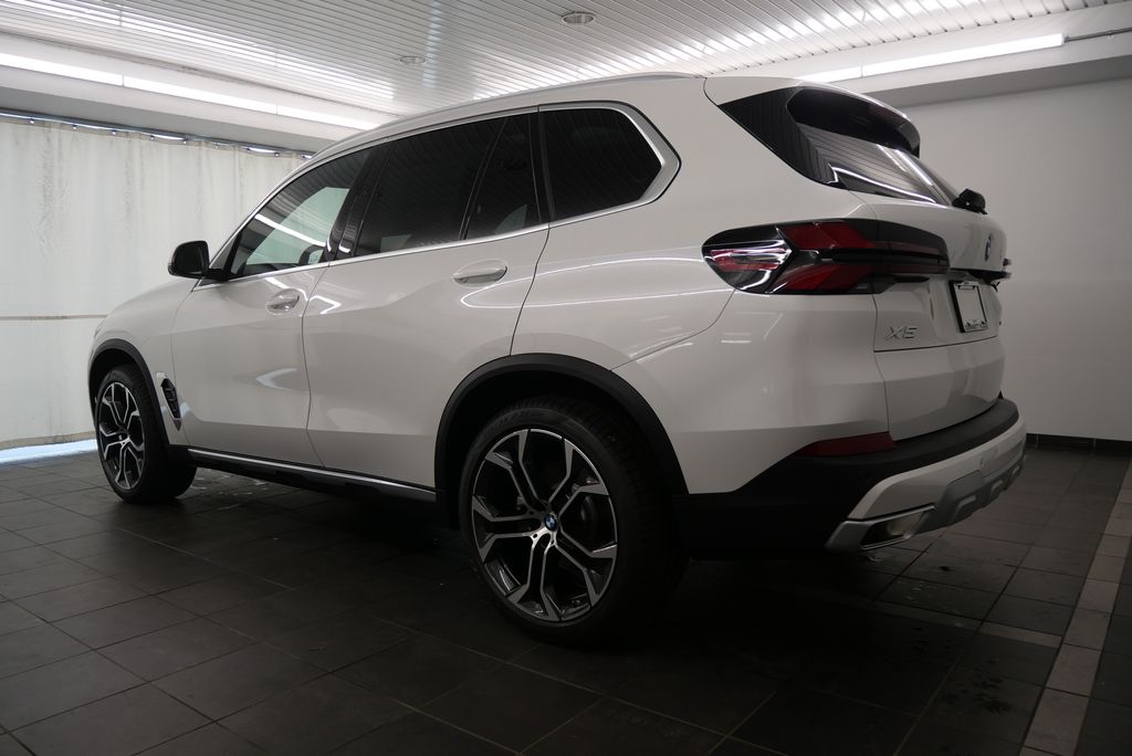 2025 BMW X5 sDrive40i 4