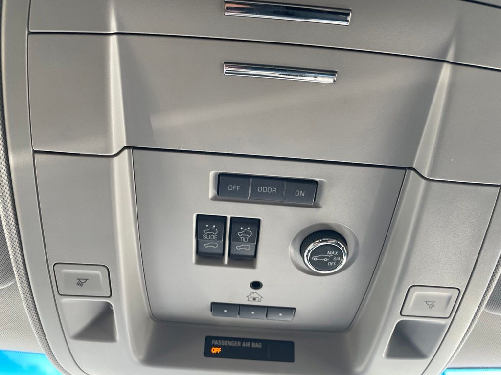 Used Car 2019 Chevrolet Tahoe  Premier For Sale Under $35,000 In Georgetown, Texas