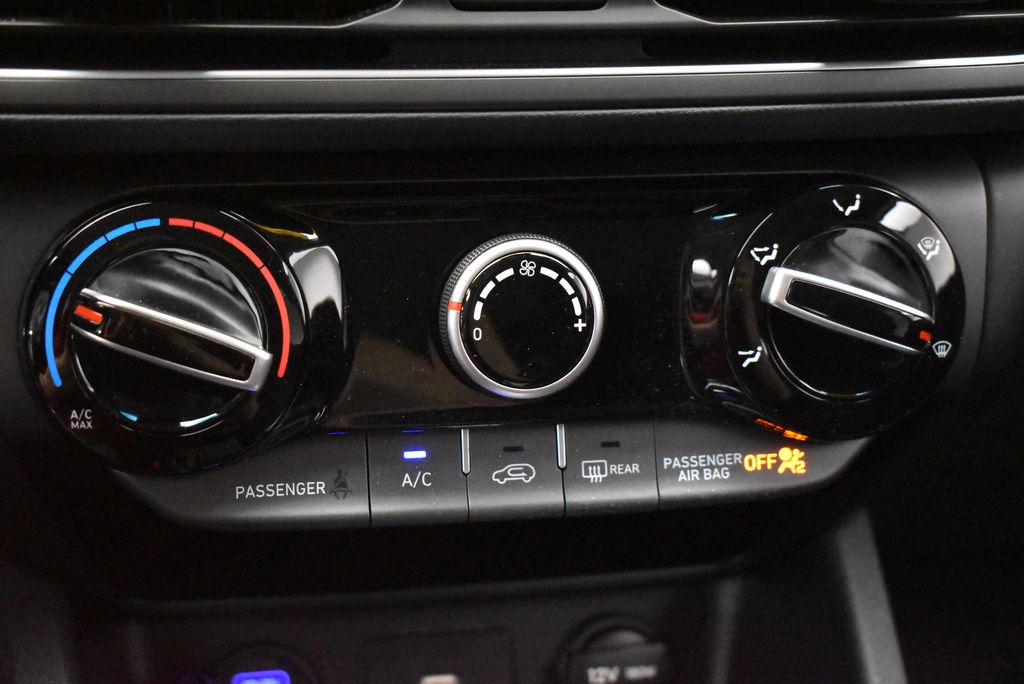 2023 Hyundai Kona SEL 20
