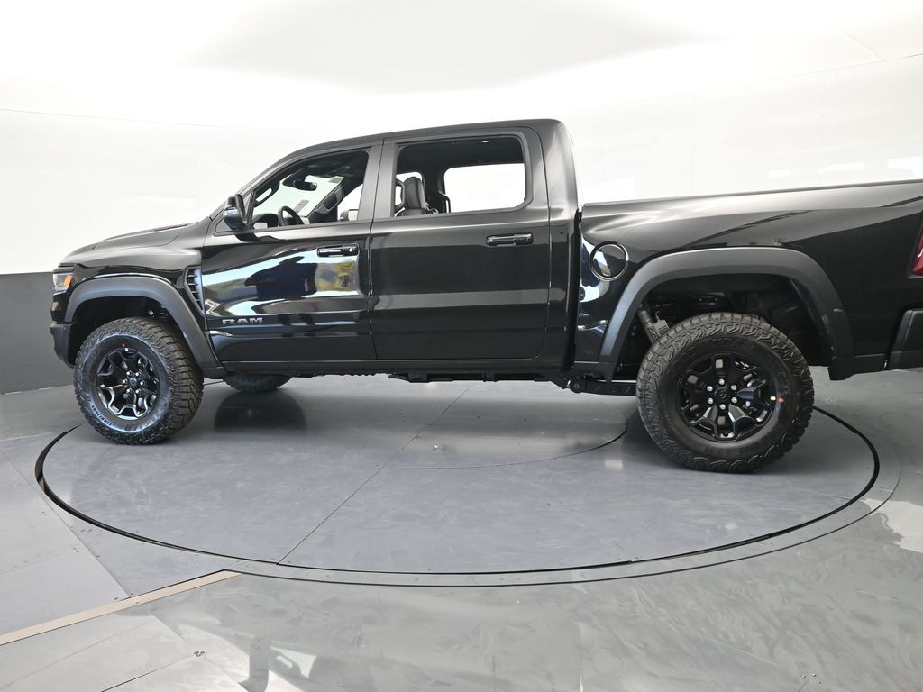 New 2026 Diamond Black Crystal Pearlcoat Ram RHO image 3