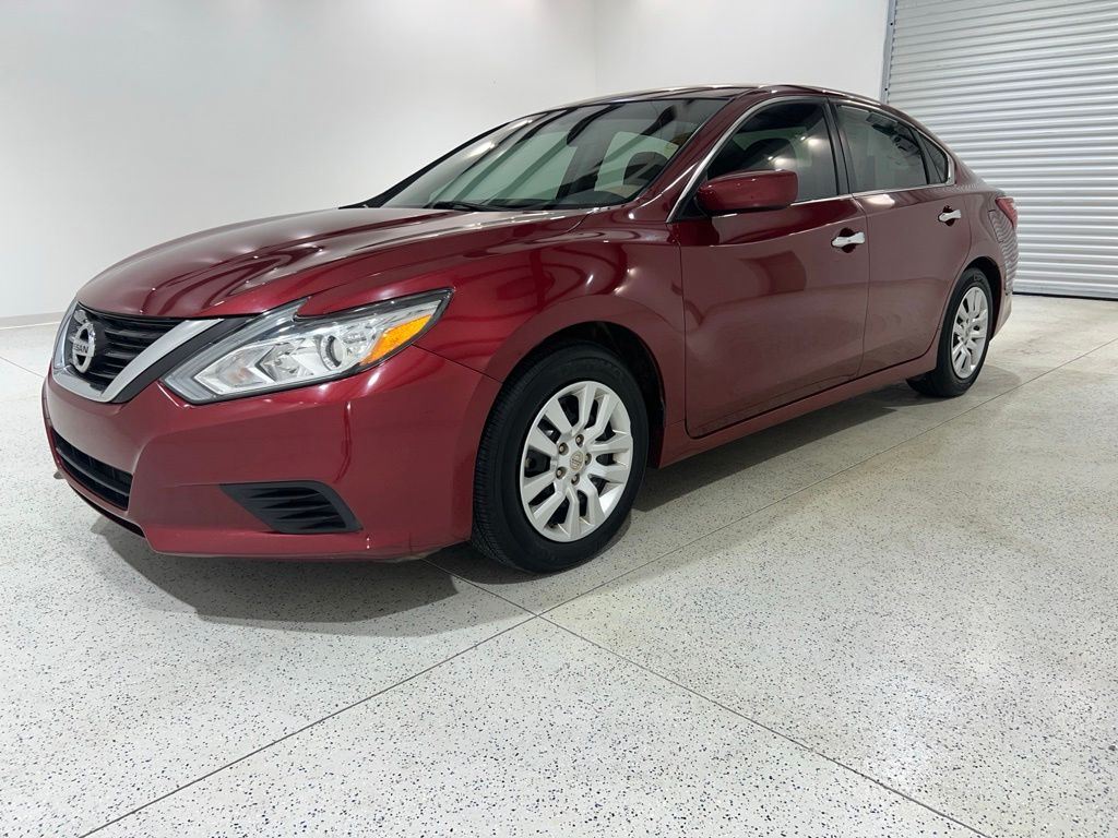 Cayenne Red 2016 Nissan Altima Sedan Front-Wheel Drive Continuously Variable Transmission