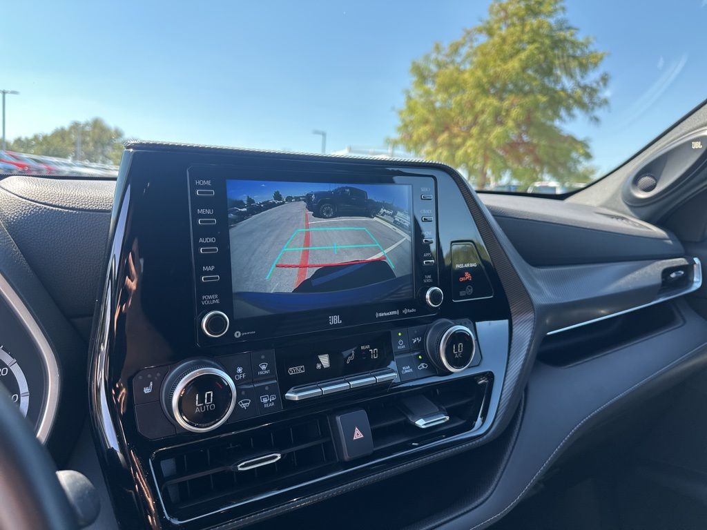 Used Car 2021 Toyota Highlander  Xse For Sale Under $40,000 In Austin, Texas