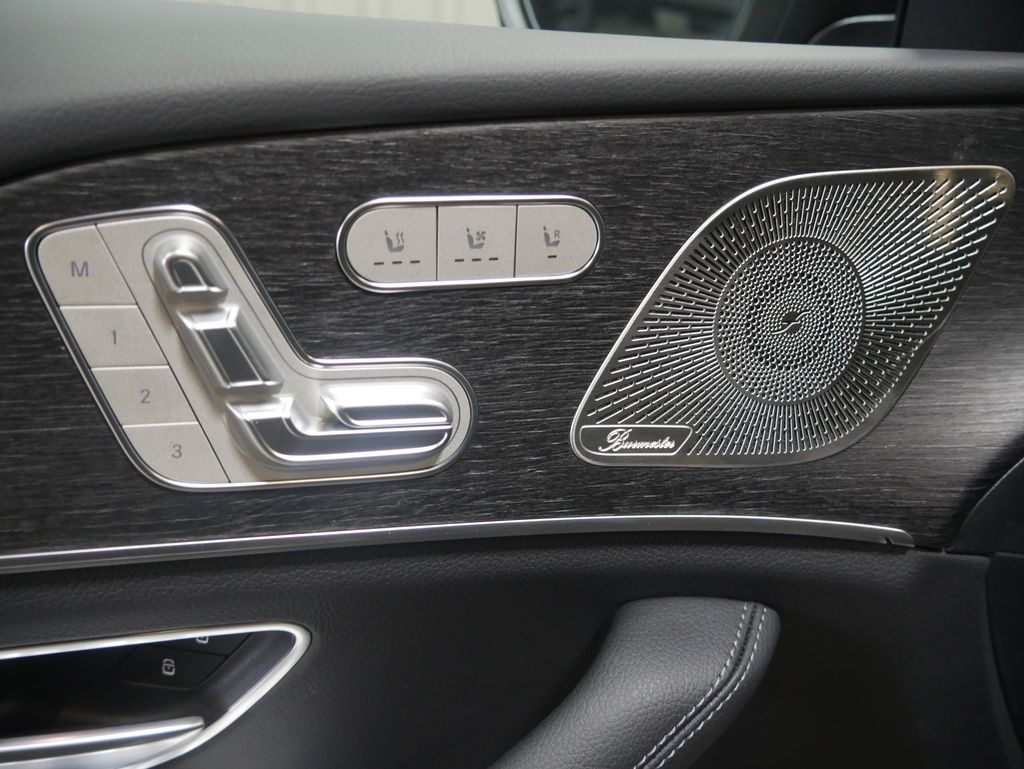 Thumbnail: 2026 Mercedes-Benz GLE - 17