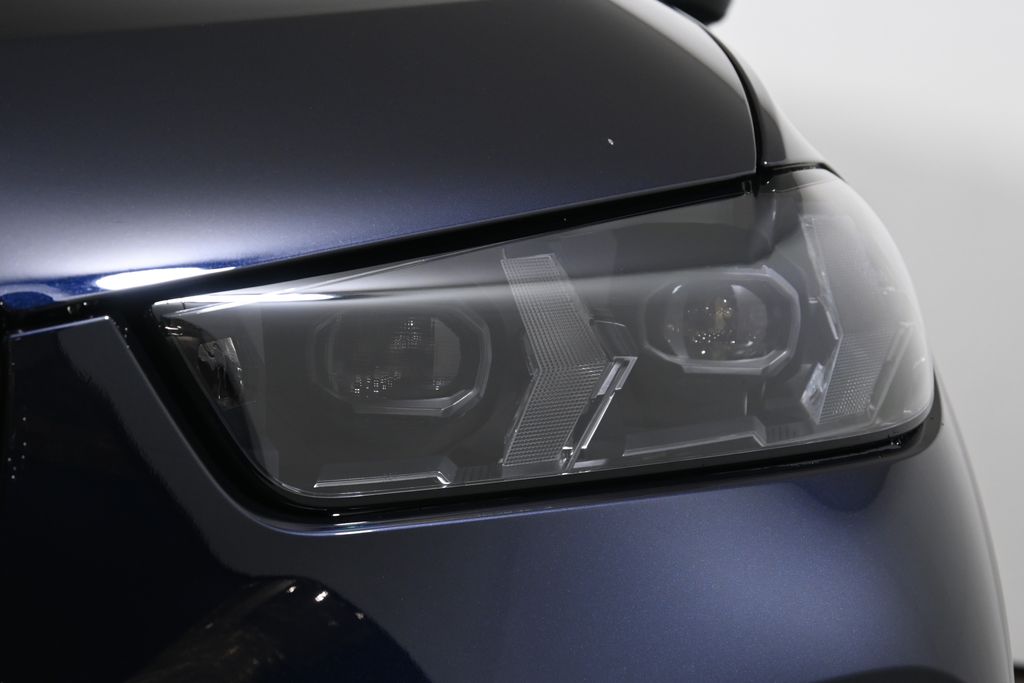 Thumbnail: 2026 BMW X5 - 11
