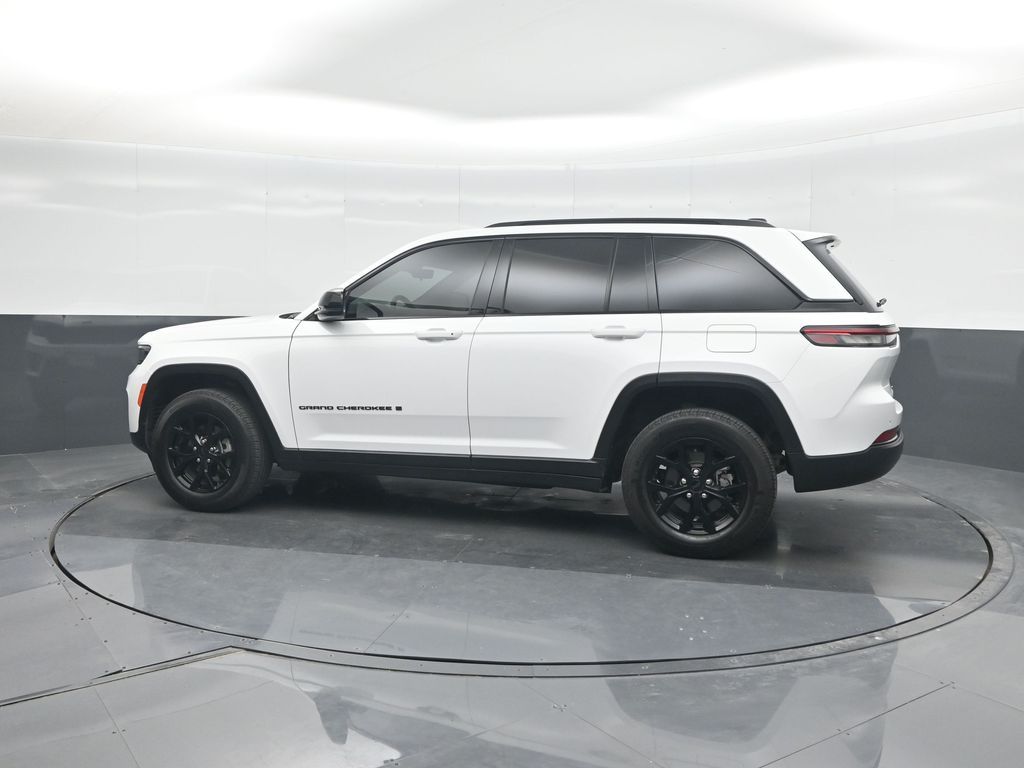 Used 2025 Jeep Grand Cherokee SUV
